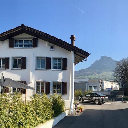 Bed and Breakfast The Delicate Question Which Швиц Экстерьер фото